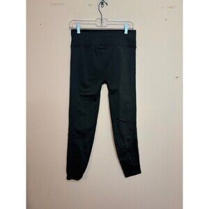 Lululemon size 6 leggings green